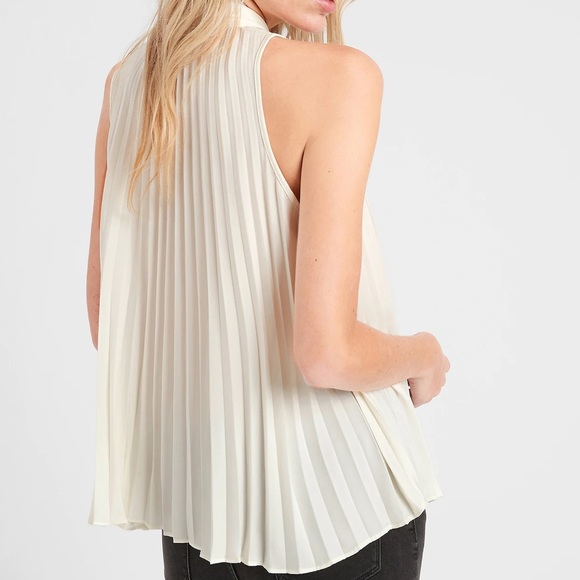 Banana Republic Pleated Tie Neck Blouse S - Picture 3 of 5